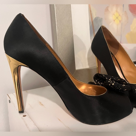 Badgley Mischka stilettos 👠 - Picture 6 of 6